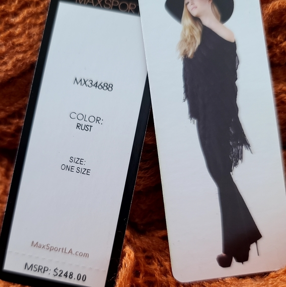 NWT - MAX SPORT RUFFLED PONCHO - Picture 8 of 10